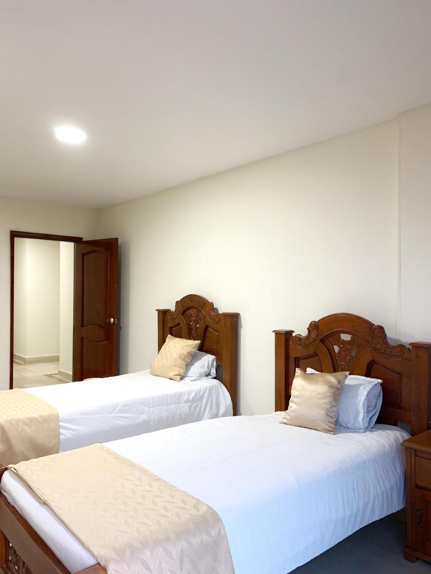 Hotel Continental Plaza Barranquilla บาร์รังกีญา ภายนอก รูปภาพ